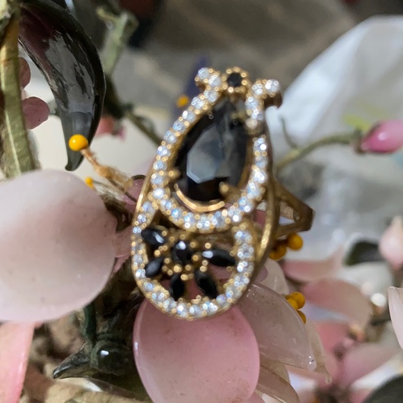 Vintage 925 onyx & topaz ring